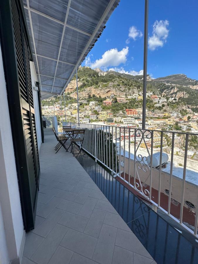Queen View Apartment - No Kitchen Positano Exterior foto